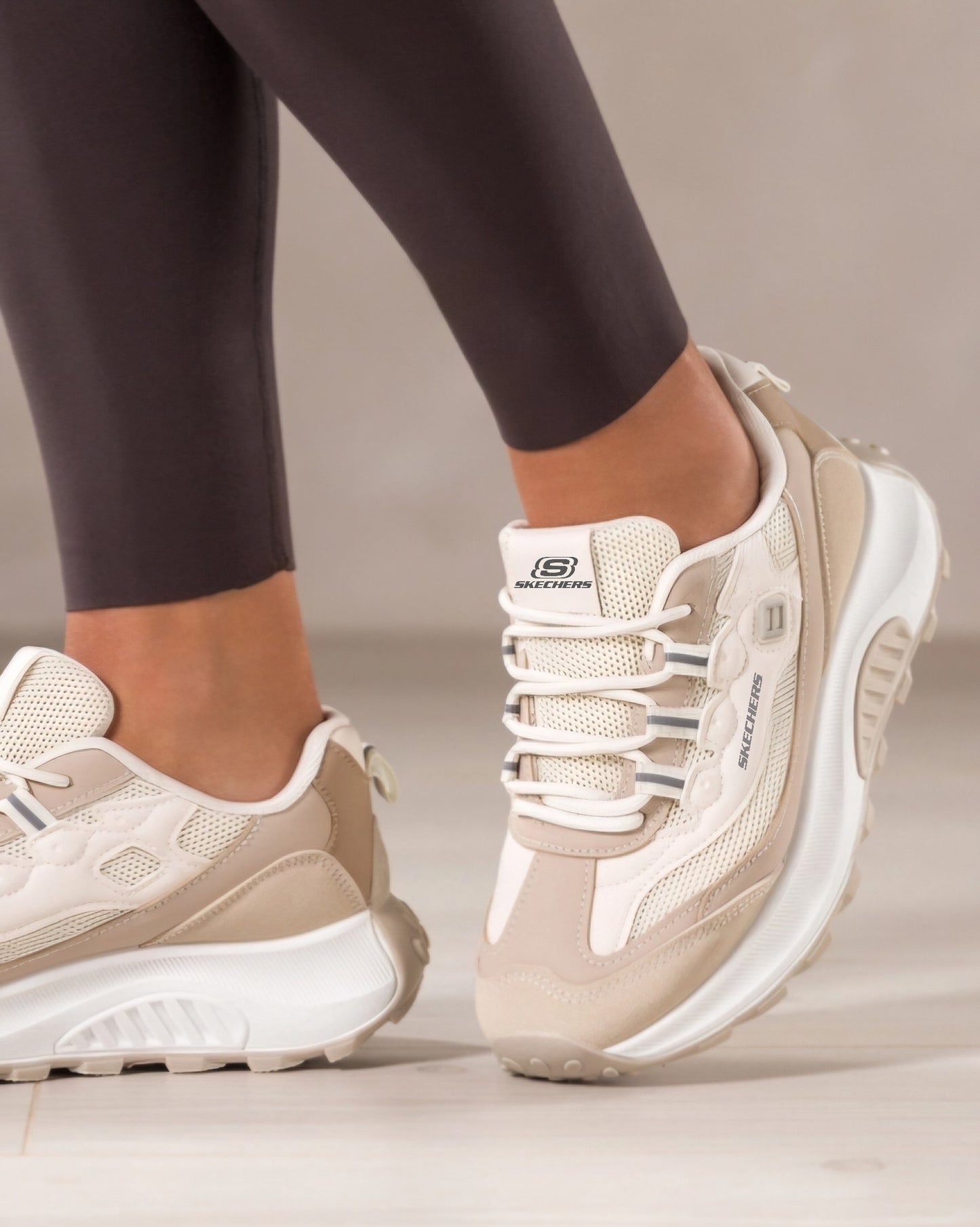 SKECHERS BEGE