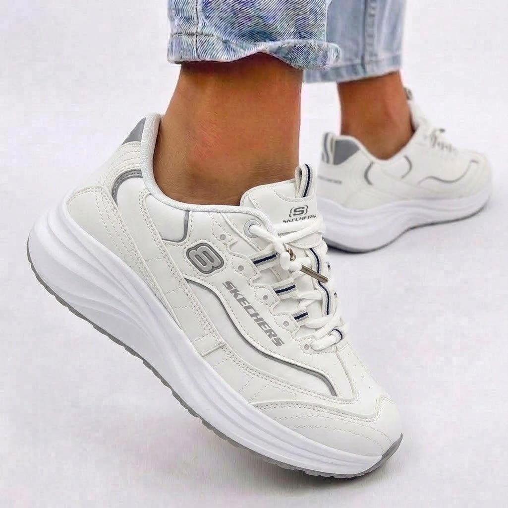 SKECHERS white