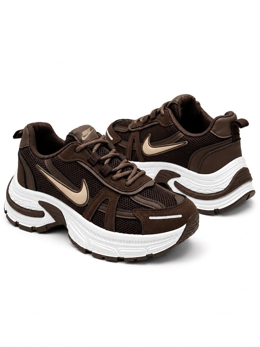 NIKE BROWN